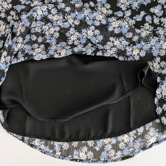 LOFT Women's Short Cap Sleeves VNeck Blouse Top Size S Blue Floral Print - Picture 5 of 7